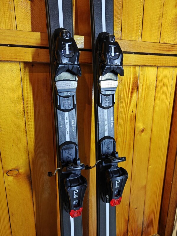 LYŽE XO SWISS SKI V12 L BLACK 178CM